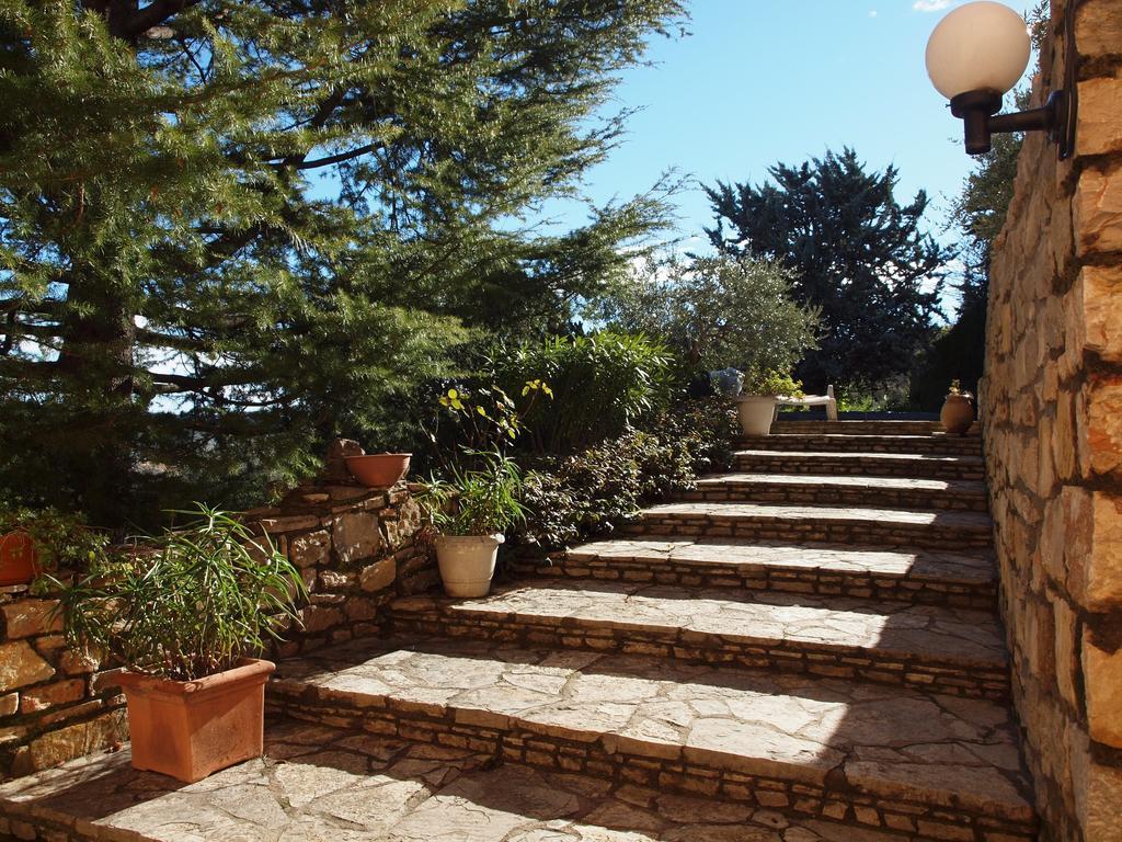 B&B Chez Max Figanières Zewnętrze zdjęcie